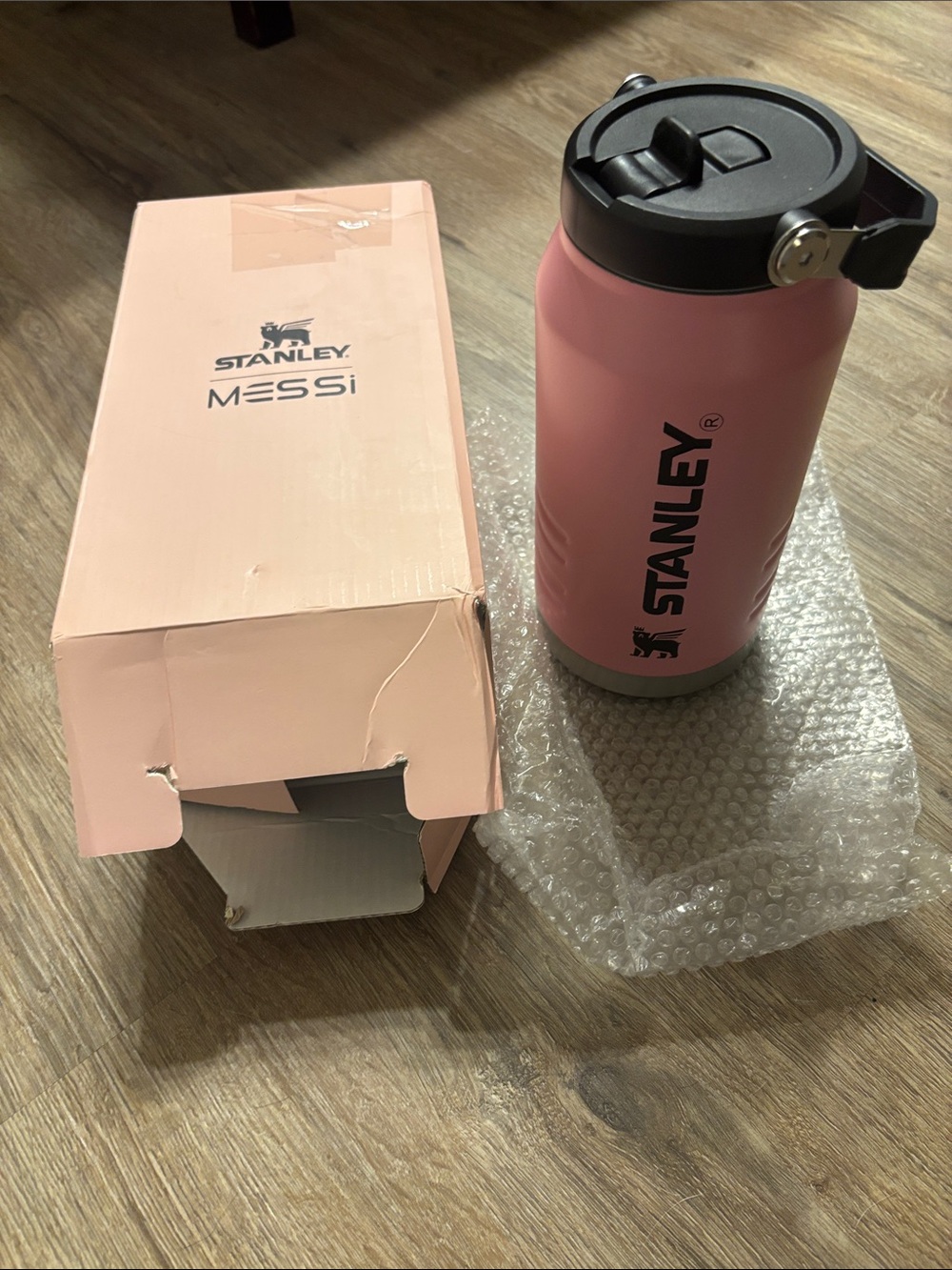 Limited edition Stanley Goat Pink Insulated Travel Mug 40 oz with Flip Lid